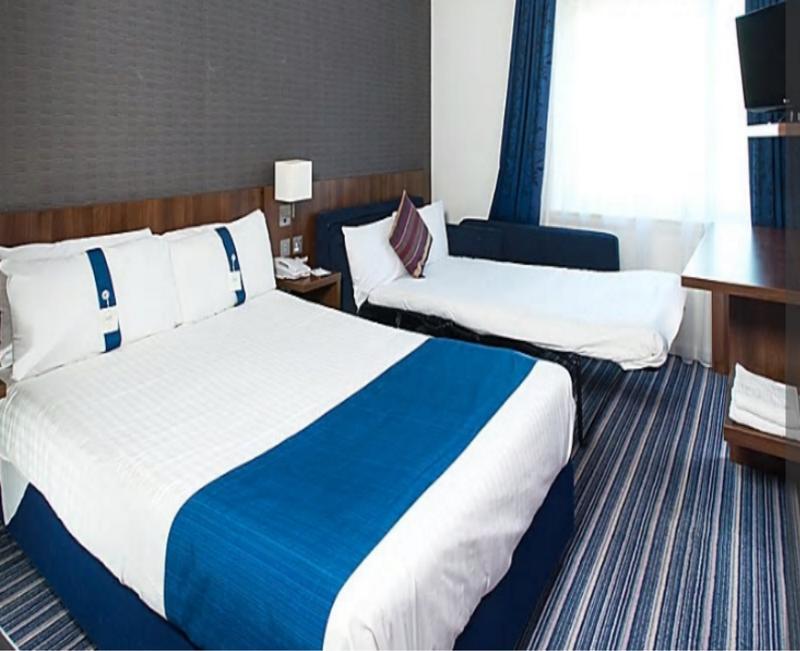 Holiday Inn Express Cambridge Duxford M11 Jct 10 By Ihg Екстер'єр фото