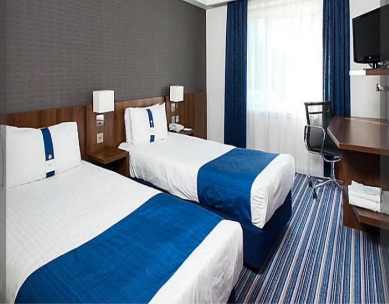 Holiday Inn Express Cambridge Duxford M11 Jct 10 By Ihg Екстер'єр фото