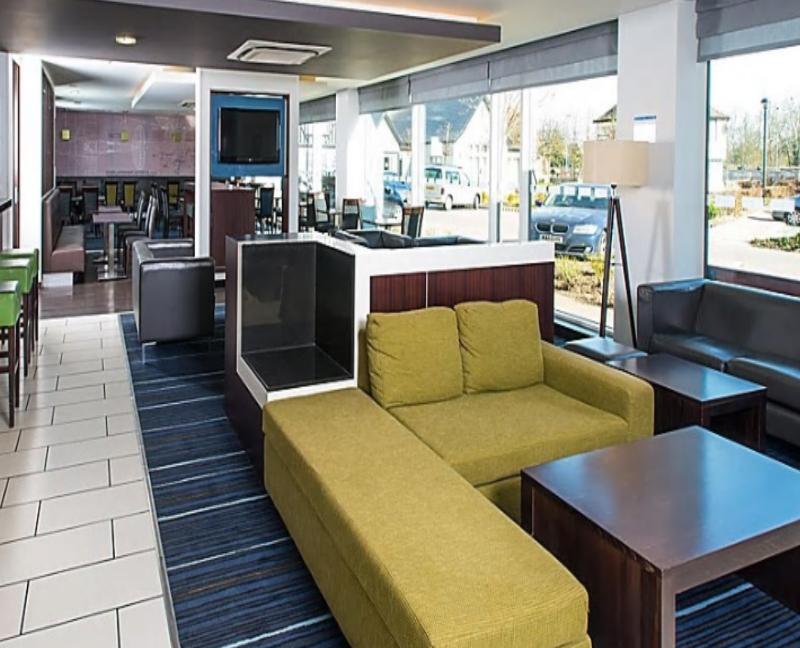 Holiday Inn Express Cambridge Duxford M11 Jct 10 By Ihg Екстер'єр фото