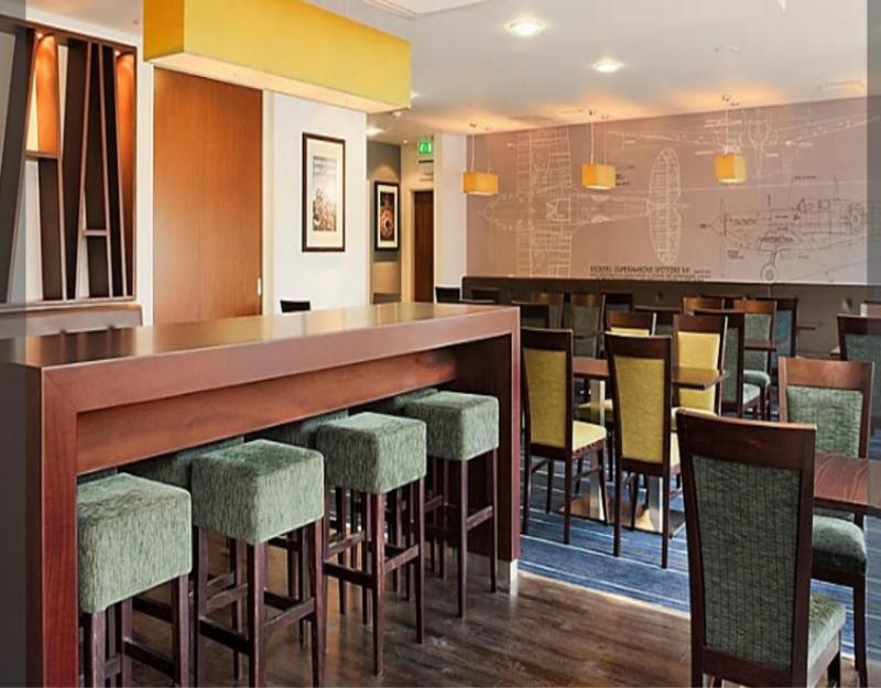 Holiday Inn Express Cambridge Duxford M11 Jct 10 By Ihg Екстер'єр фото